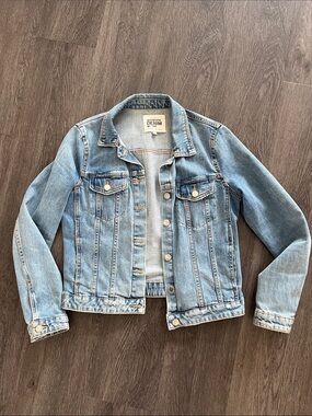 Zara Light Blue Denim Jean Jacket